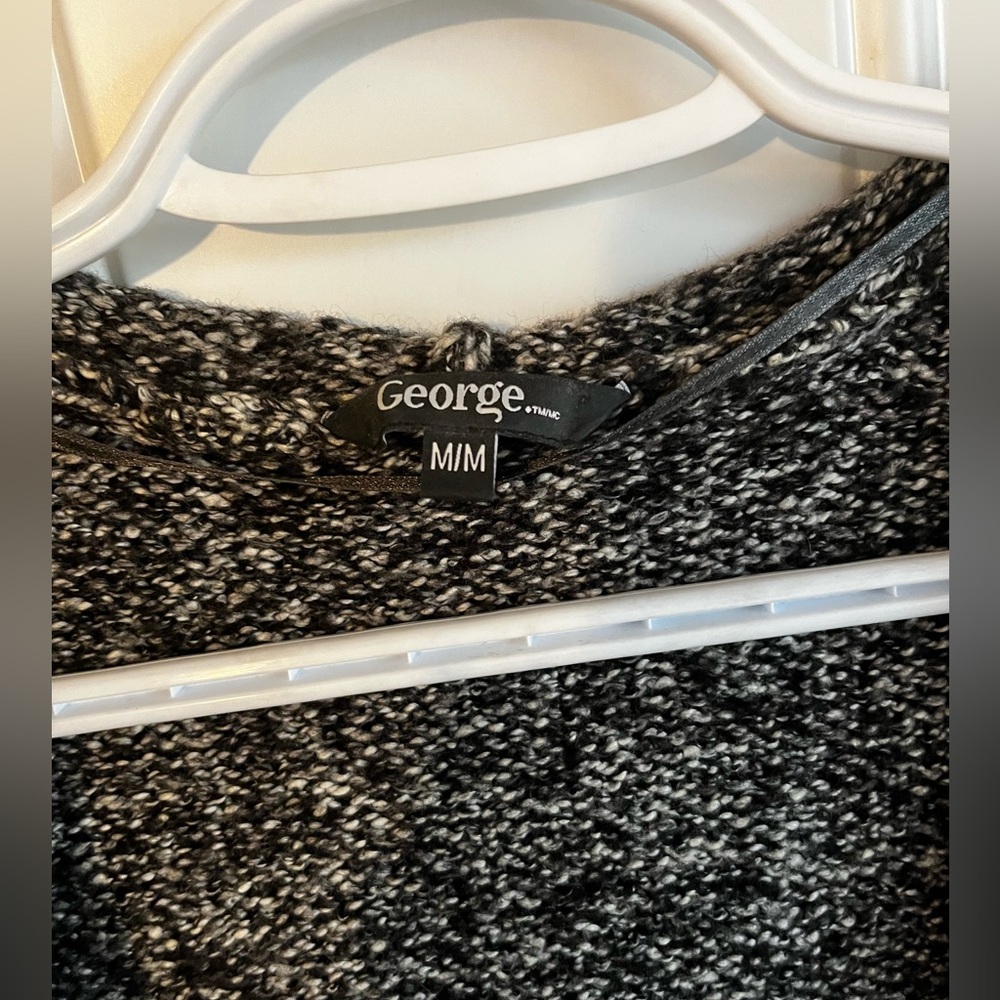 George | Cardigan - Picture 5 of 11